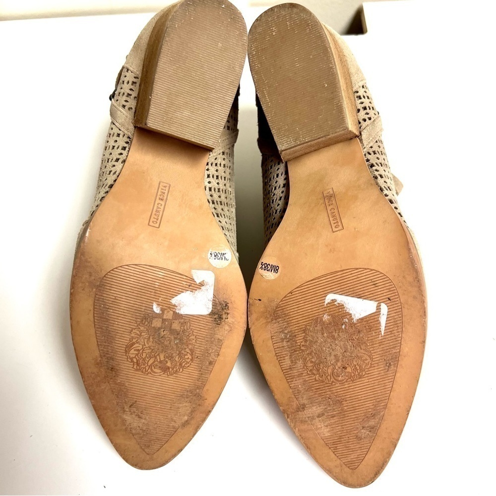 Vince Camuto Naryka ankle buckle Bootie suede leather tan women’s size 8 - Picture 6 of 10
